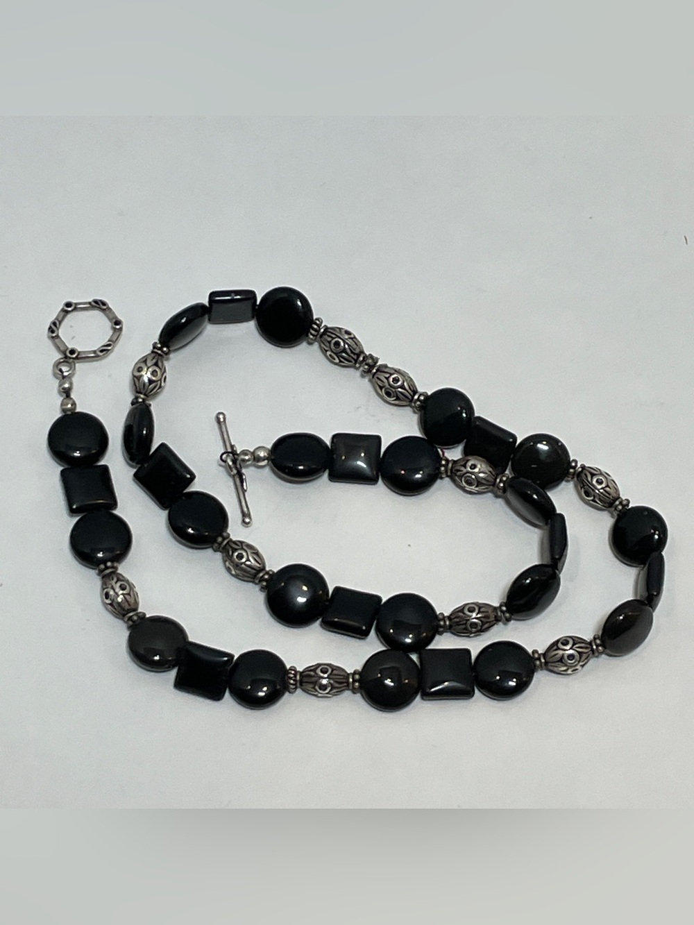 Lovely SOS Sterling SilverORNATE BEADS & Black Onyx Beaded Necklace 19", 40.64g
